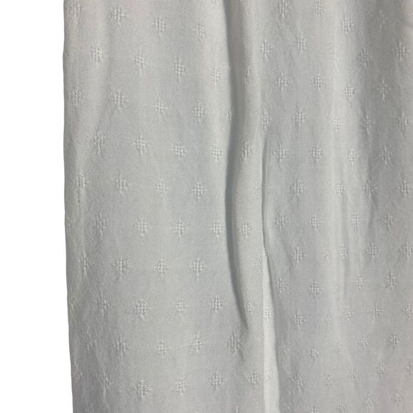 St. John’s Bay Embroidered Top Size M - Picture 4 of 7